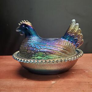 Hen On Nest Indiana Carnival Glass ‘76 Bicentennial Blue Color Shifting
